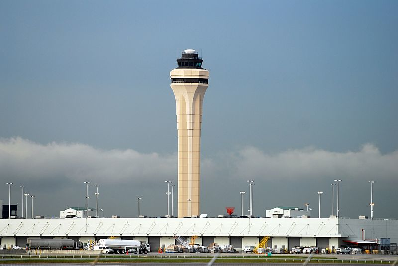 Content Dam Avi Online Articles 2015 December Shutterstock Mia Airport Tower