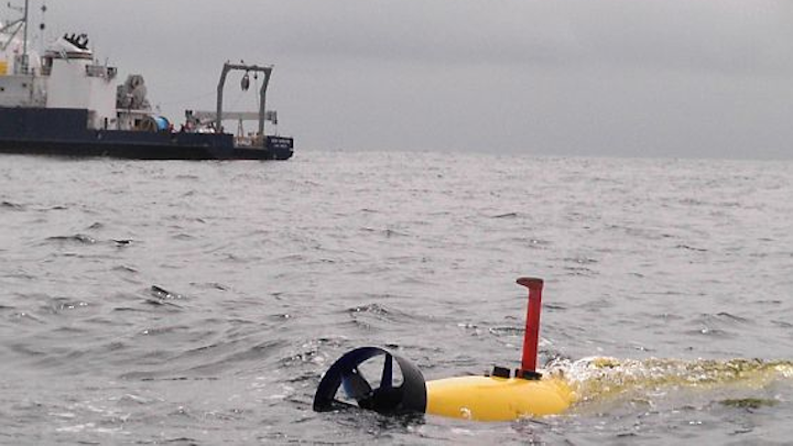 UUV makes new deep dive to locate missing jet