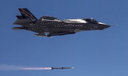 Fox Three: Raytheon scores hit with half-billion-dollar contract for advanced air-to-air missiles