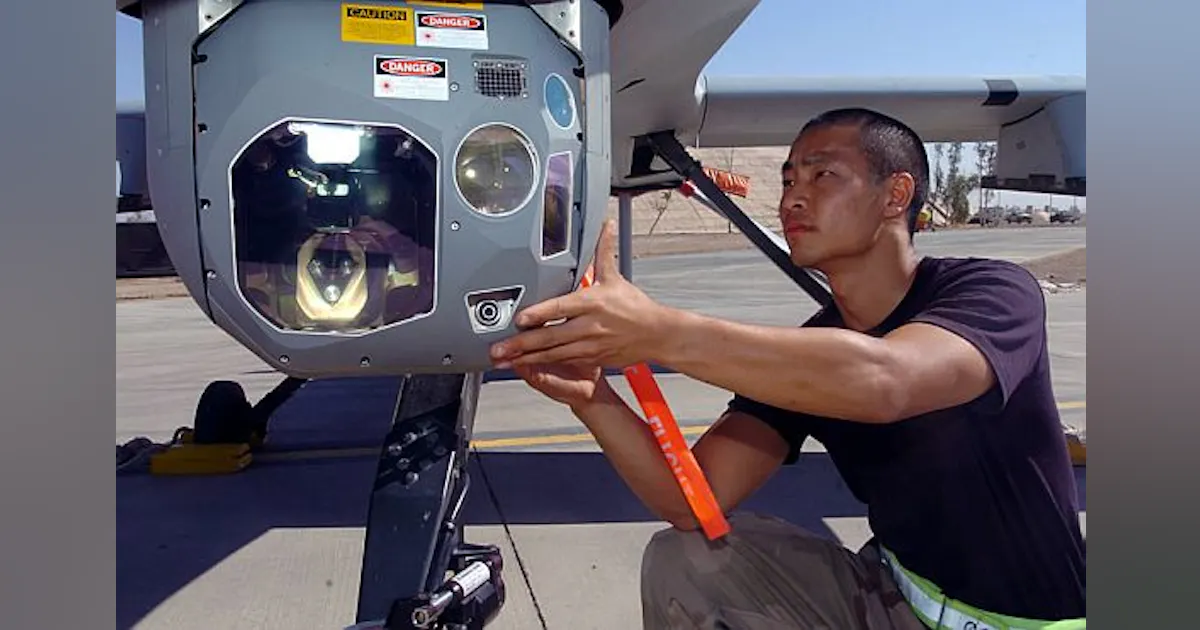Revector Detector Air Force to buy Raytheon multispectral UAV sensor payloads for Reaper ...