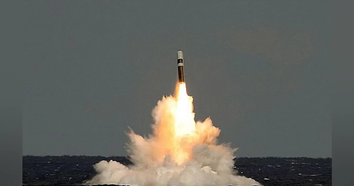 Lockheed Martin to manufacture new Trident II D5 submarine-launched ...