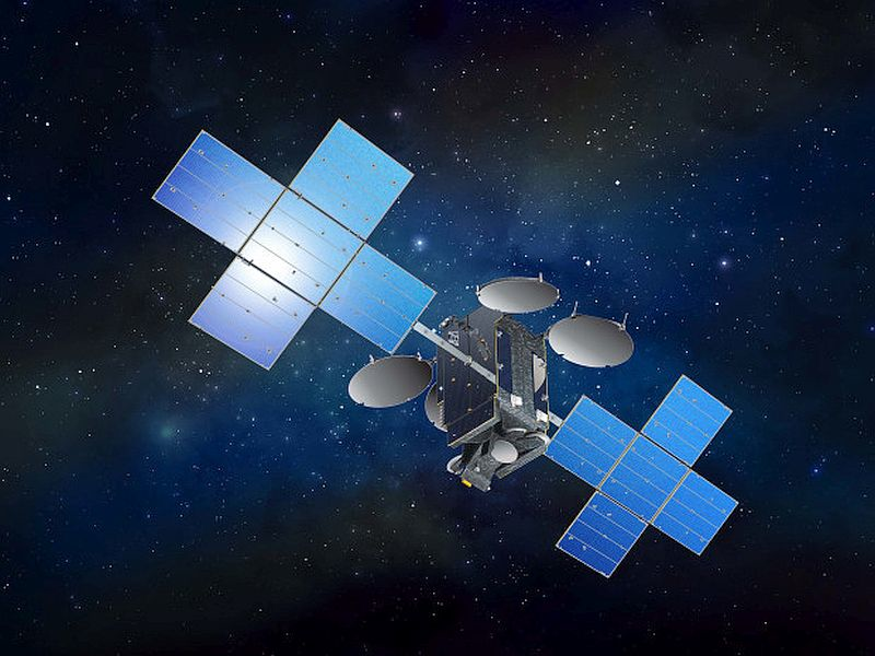 Content Dam Avi Online Articles 2015 March Eutelsat Satellit