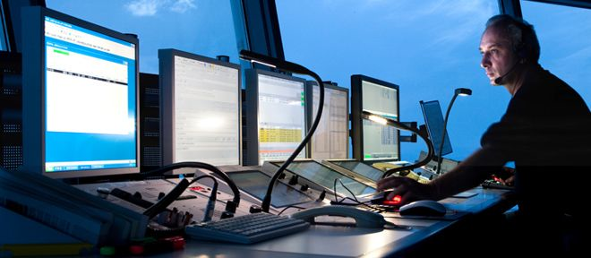 Content Dam Avi Online Articles 2016 01 Voice Com Systems