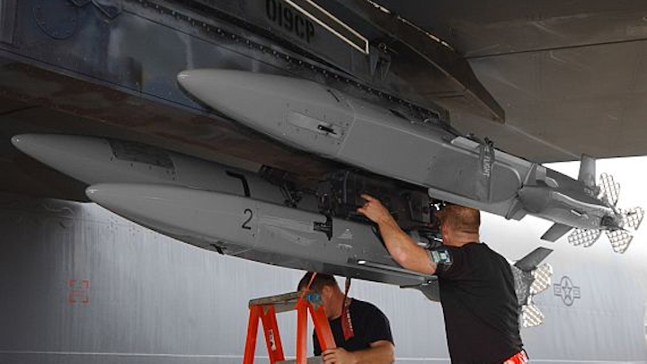 Raytheon to build lot of MALD-J EW jammer drones in $118.5 million Air Force contract