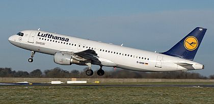 Content Dam Avi Online Articles 2012 04 Lufthansa A320 3 April 2012