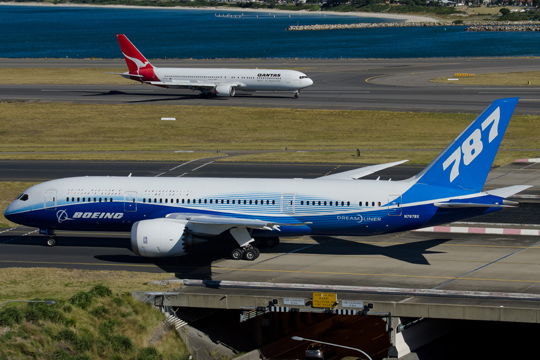Content Dam Avi Online Articles 2012 08 B787 Qantas