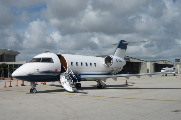 Content Dam Avi Online Articles 2012 08 Bombardier Challenger 600