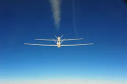 Content Dam Avi Online Articles 2012 10 High Altitude Refueing