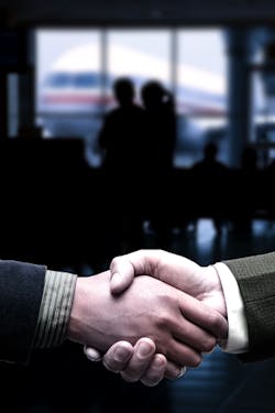 Content Dam Avi Online Articles 2012 12 Shutterstock Airlinemerger Content Dam Avi Online Articles 2012 12 Shutterstock Airlinemerger