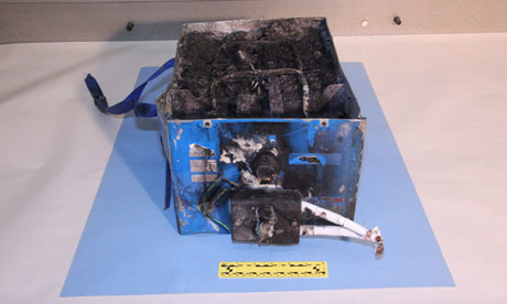 Content Dam Avi Online Articles 2013 01 Dreamliner Battery 010