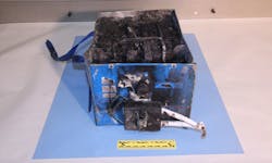 Content Dam Avi Online Articles 2013 01 Dreamliner Battery 010 Content Dam Avi Online Articles 2013 01 Dreamliner Battery 010