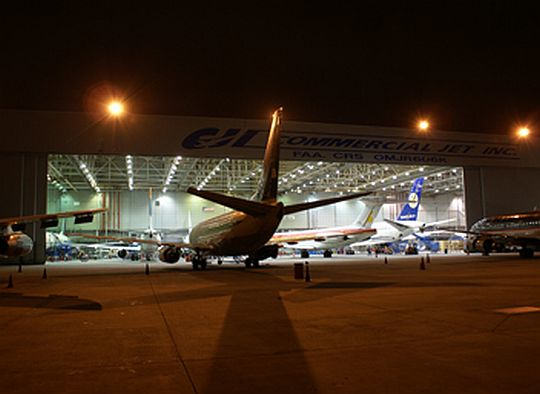 Content Dam Avi Online Articles 2013 04 Commercial Jet 28 April 2013