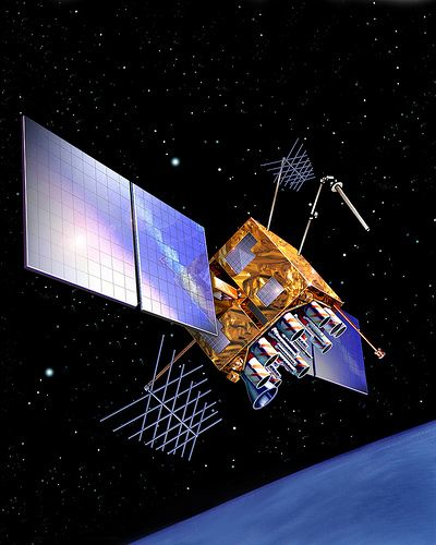 Content Dam Avi Online Articles 2013 04 Lockheed Satellite
