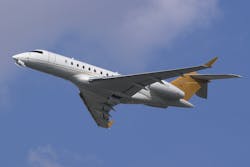 Content Dam Avi Online Articles 2013 05 Bombardier Global 5000 Content Dam Avi Online Articles 2013 05 Bombardier Global 5000