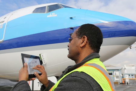 Content Dam Avi Online Articles 2013 09 Boeing Maintenance