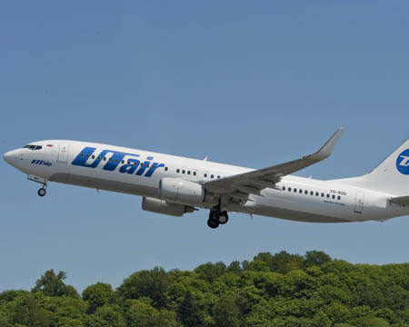 Content Dam Avi Online Articles 2013 10 Utair 737