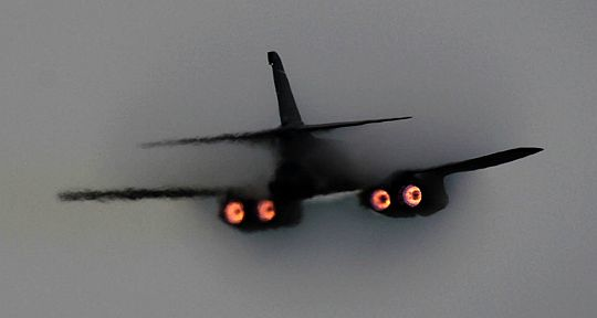 Content Dam Avi Online Articles 2014 01 Ai B1 Bomber 12 Jan 2014