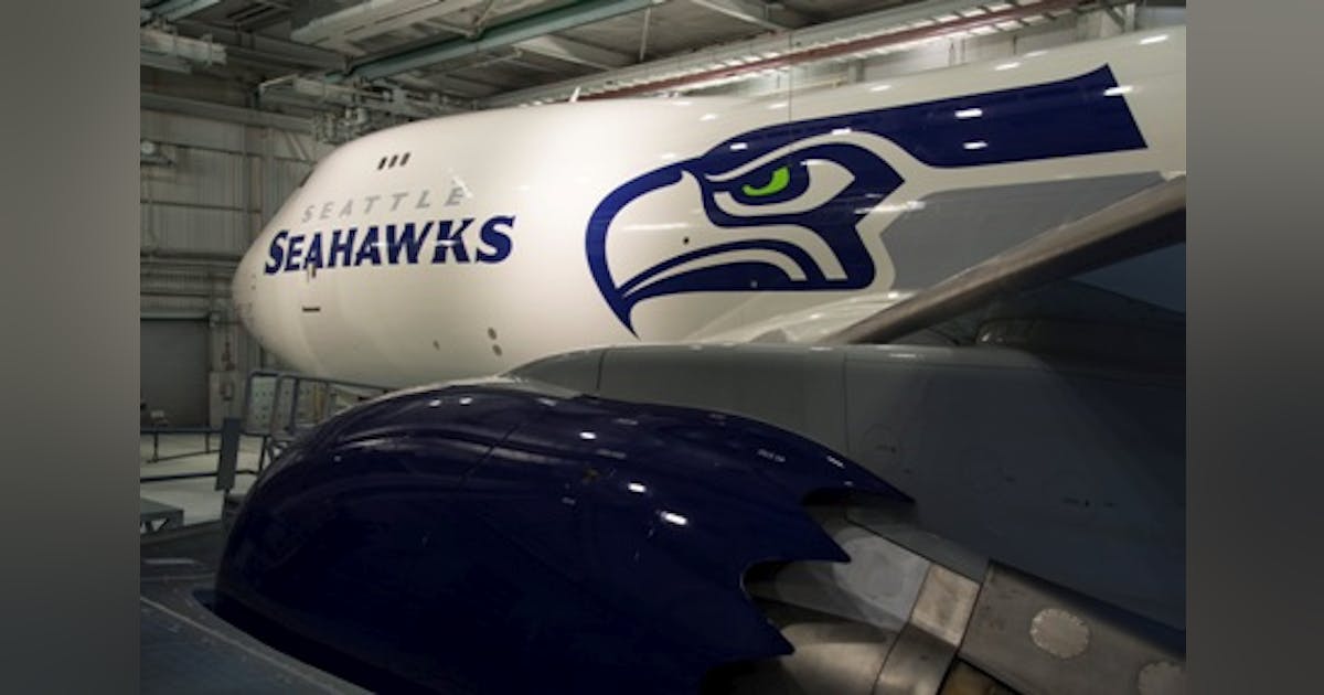 Boeing Seattle Seahawks 747-8 flies 12 pattern over Washington 