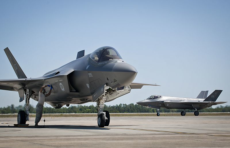 Content Dam Avi Online Articles 2014 08 F35