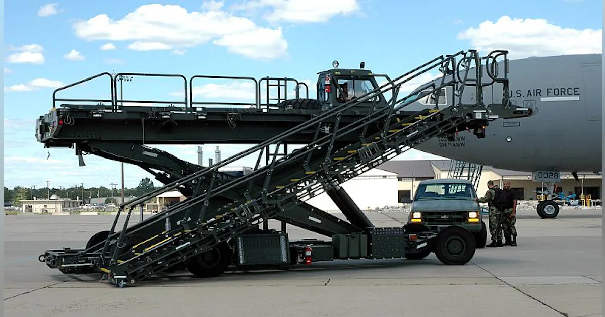 Program Loader Set Usmc DRS Technologies to overhaul U.S. Air Force Halvorsen aircraft loader ...