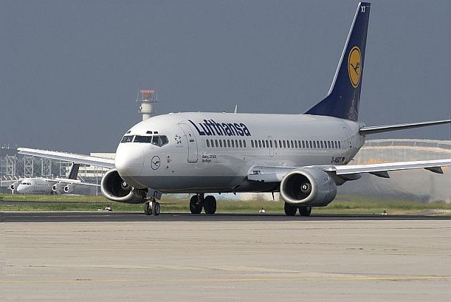 Content Dam Avi Online Articles 2016 07 Lufthansa Runway