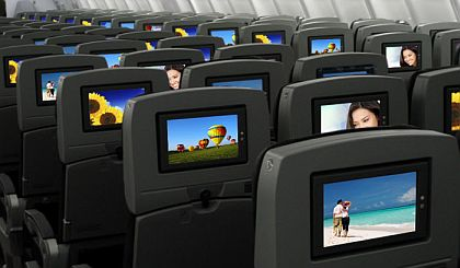 United Airlines twocabin regional jet fleet to provide Gogo inflight