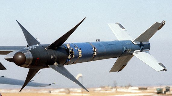 Navy to buy 660 Raytheon AIM-9X air-to-air missiles for U.S. and foreign military forces