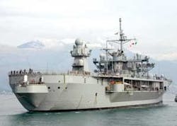 Th 0509mae News04titan01 Th 0509mae News04titan01