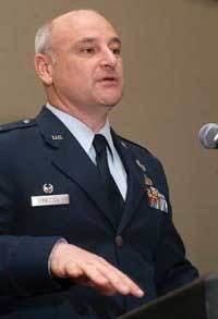 Th 0604mae News03v Th 0604mae News03v