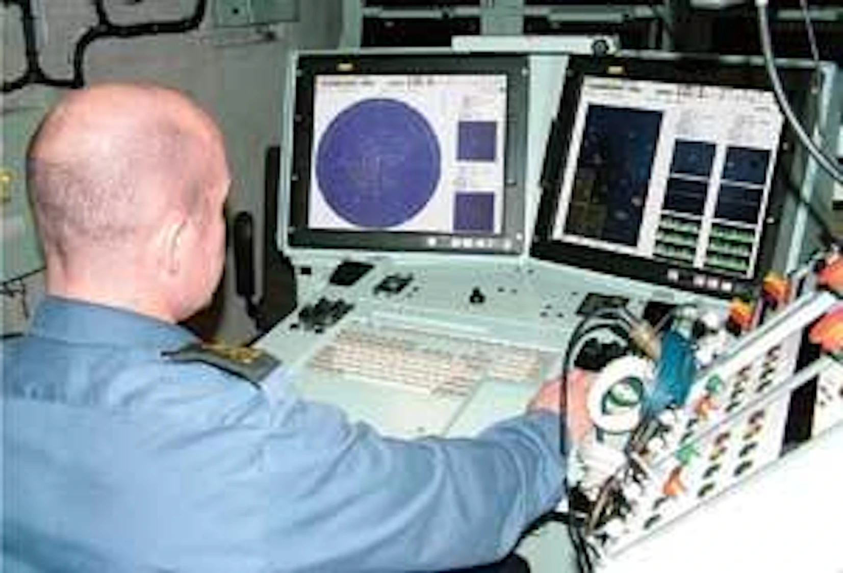 Royal Navy employs new sonar system on T23 frigates | Military Aerospace