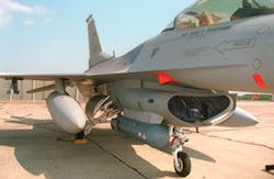 Th 0704mae Electronews01 Th 0704mae Electronews01