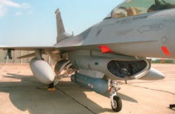 Th 0704mae Electronews01 Th 0704mae Electronews01