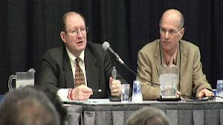 Th 0804mae Forum01