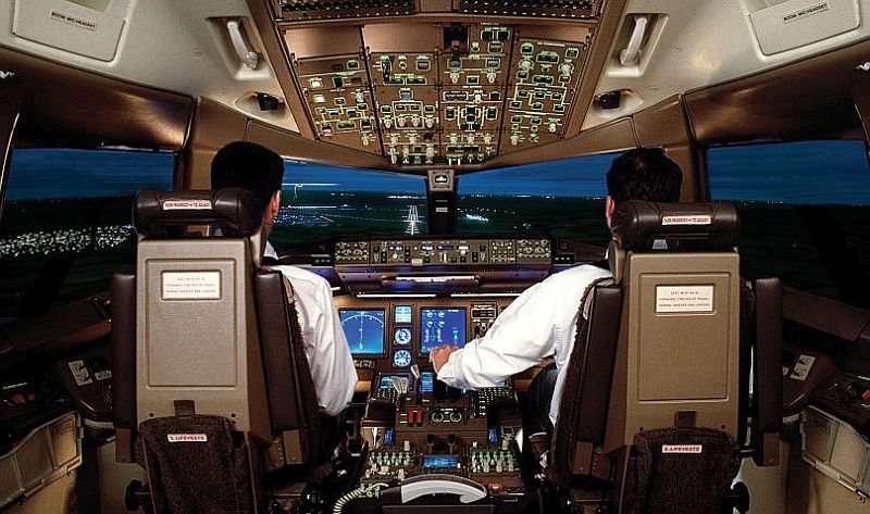 Content Dam Avi Online Articles 2016 08 Cockpit Rockwell