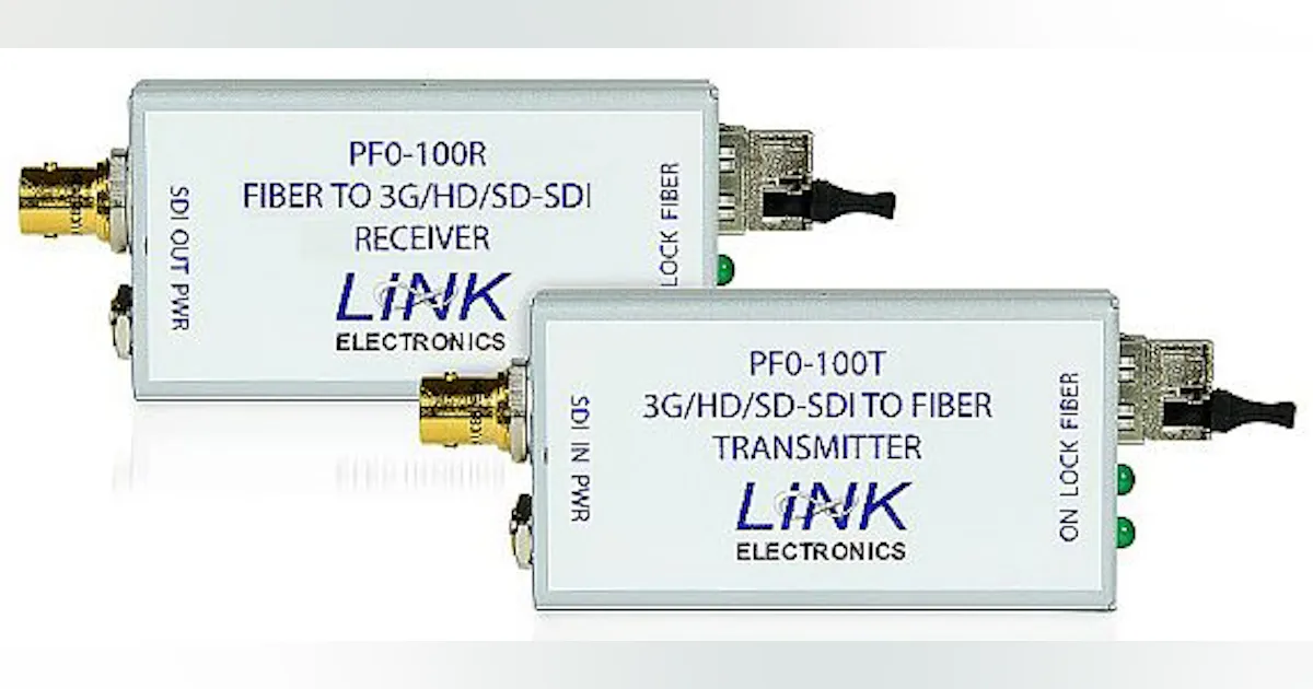 Optical fiber communications system for signal transmission over long ...