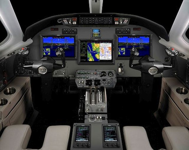 Content Dam Avi Online Articles 2016 11 Garmin G5000