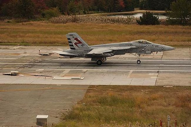 Content Dam Avi Online Articles 2016 12 Generalatomics F18