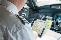 Content Dam Avi Online Articles 2017 05 Pilot Tablet Jeppesen Content Dam Avi Online Articles 2017 05 Pilot Tablet Jeppesen
