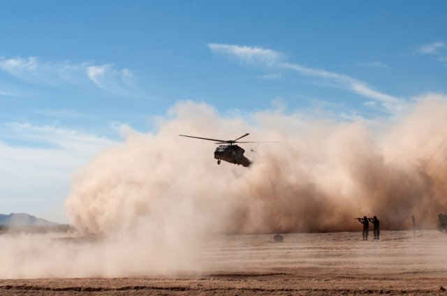 Content Dam Avi Online Articles 2017 11 Dve Heli Brownout