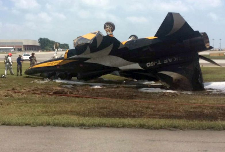 Content Dam Avi Online Articles 2018 02 Airshow Crash Credittodayonline