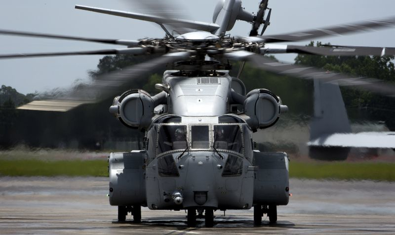 Sikorsky completes test program, delivers first rugged CH-53 King Stallion heavy-lift helicopter to U.S. Marine Corps | Military Aerospace