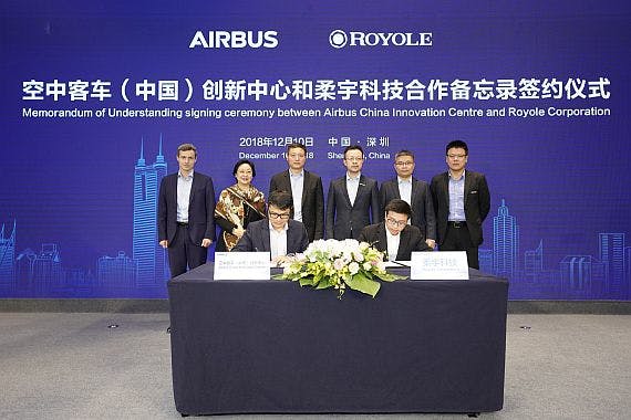 Content Dam Avi Online Articles 2018 12 Airbus And Royole Technology Enter Partnership On Flexible Electronic Technologies For Aircraft Cabins 1