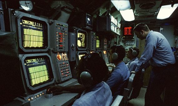 Lockheed Martin sail-mounted submarine sonar to provide 360-degree underwater situational awareness