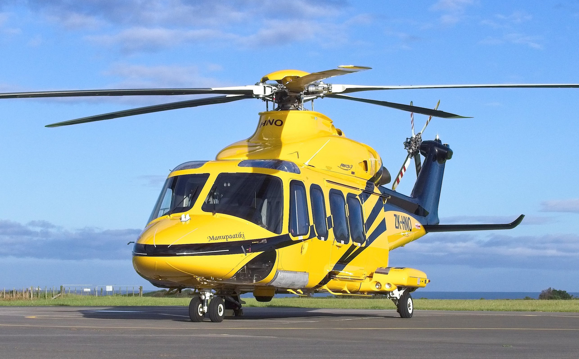 Phi International Artwork 5cdd776d7b68f