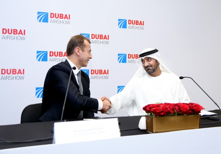 800 Emiratesa350signing 292973 5dd40c2154b8a