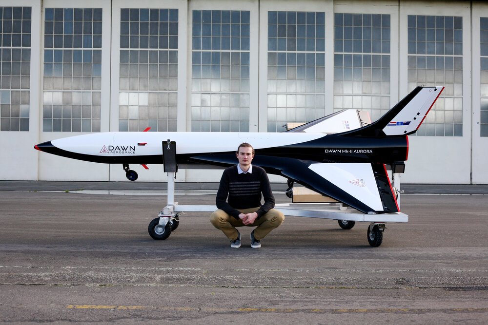 Dawn Mk Ii Aurora Stefan Powell Side On 5f21a4ab98b4b