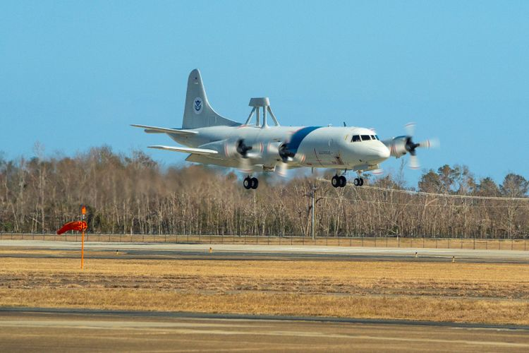 Northrop Grummans Aircraft Maintenance And Fabrication Center Inducts First Cbp P 3 Orion 801eae0b 108f 43dd B27a 823b40aa27d4 Prv 600f3f528016c