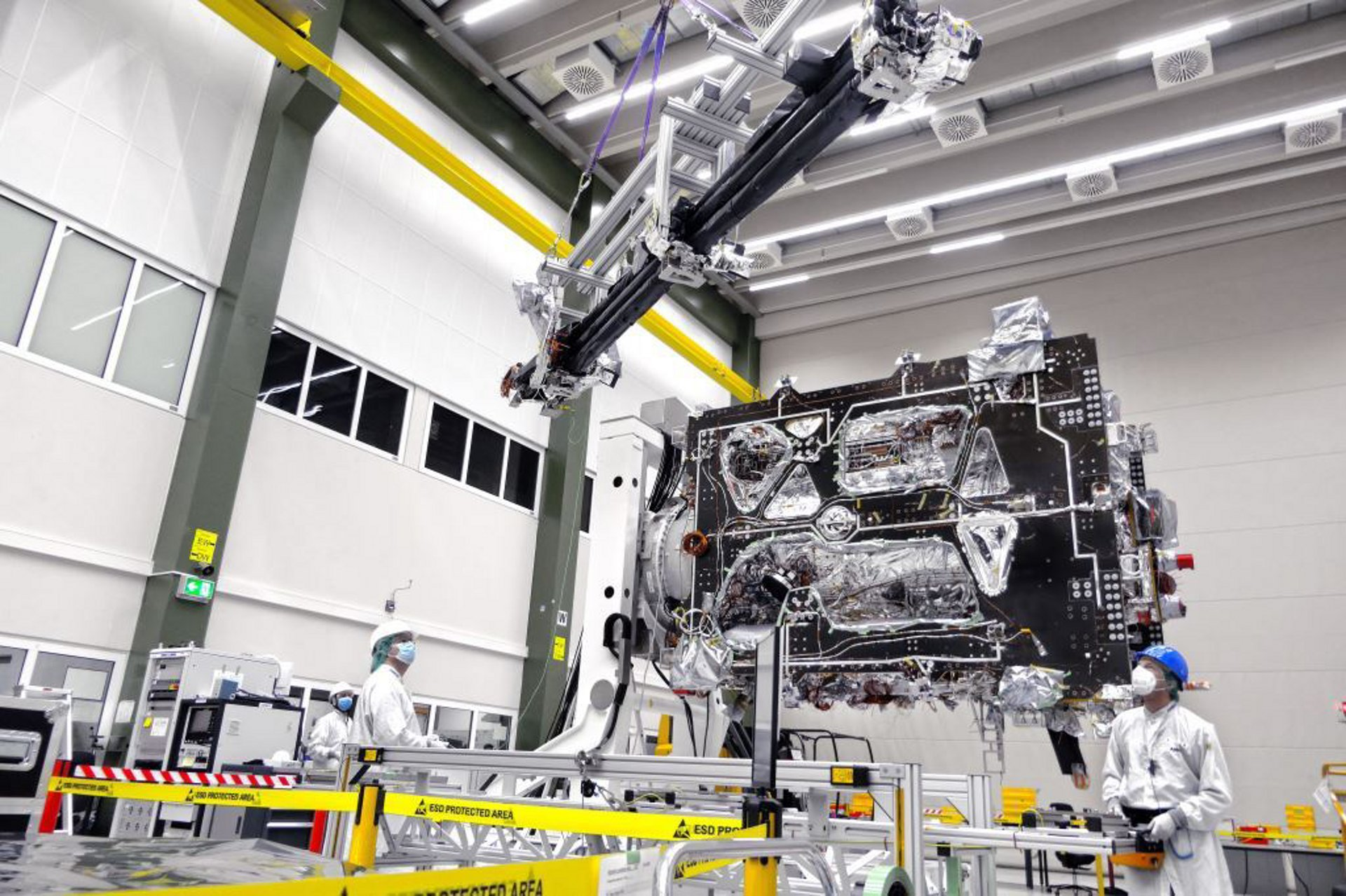 Juice Magboom Integration Copyright Airbus2021 6050f32a463c2