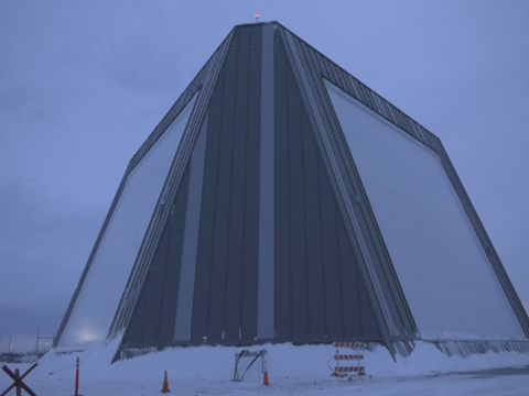 https://img.militaryaerospace.com/files/base/ebm/mae/image/2022/10/LRDR_radar_5_Oct_2022.633c89464d18e.png?auto=format%2Ccompress&w=320