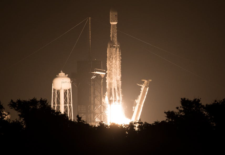A SpaceX Falcon Heavy launches in 2019. SpaceX photo.